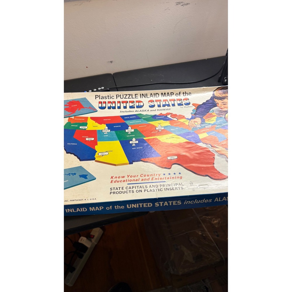 Vintage 1975 Hasbro Plastic Inlaid Map of the United States Puzzle 1410 USA Map